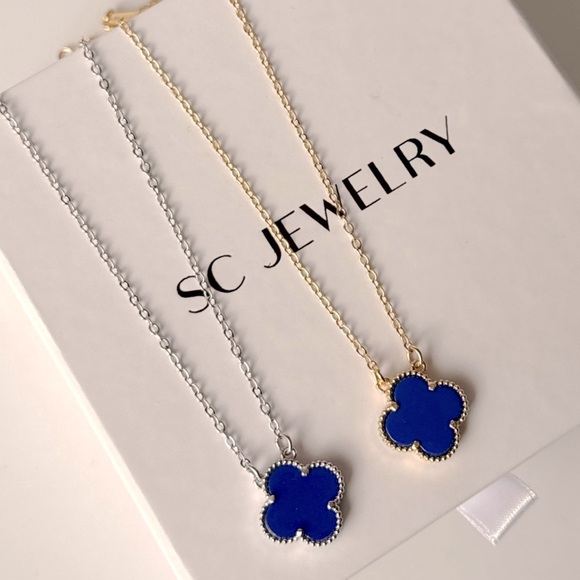 Royal Blue Clover Necklace Silver Tone Chain Double Sided - Picture 5 of 10
